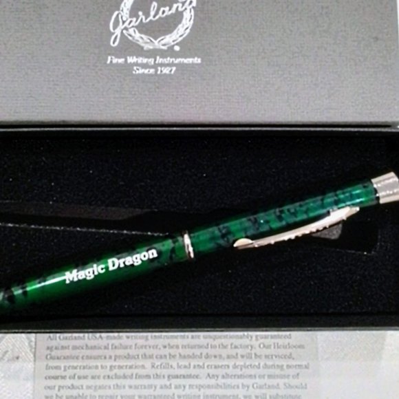 GARLAND ADVERTISING BALLPOINT PEN Beautiful EMERALD Design * NEW in BOX - Picture 1 of 2